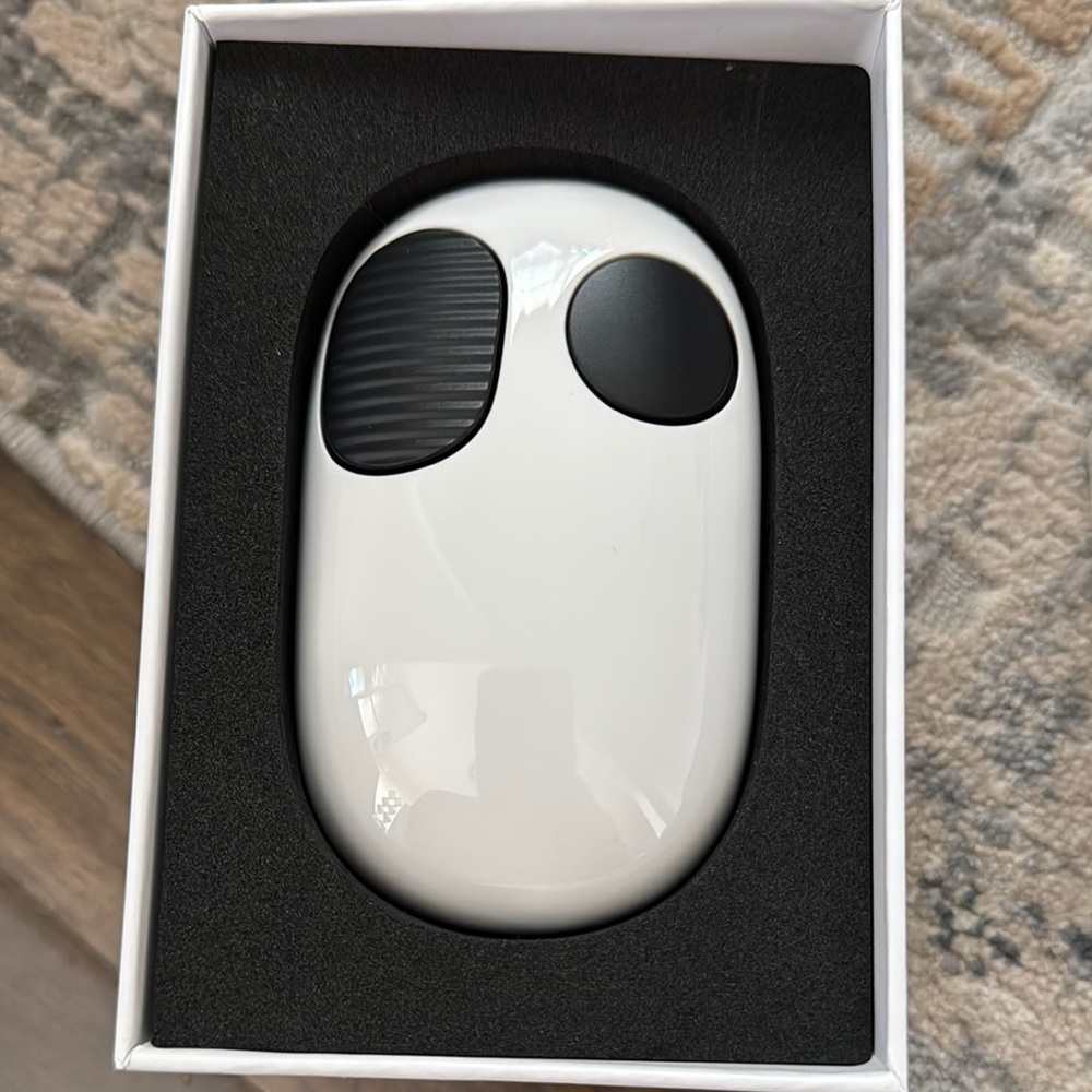 White and Black Wireless Mouse